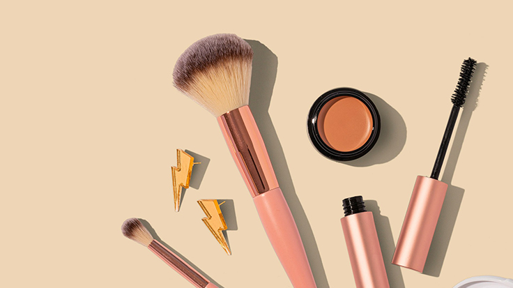 Menciptakan Produk Kosmetik Ikonik dengan Fragrance dan Raw Materials Terbaik